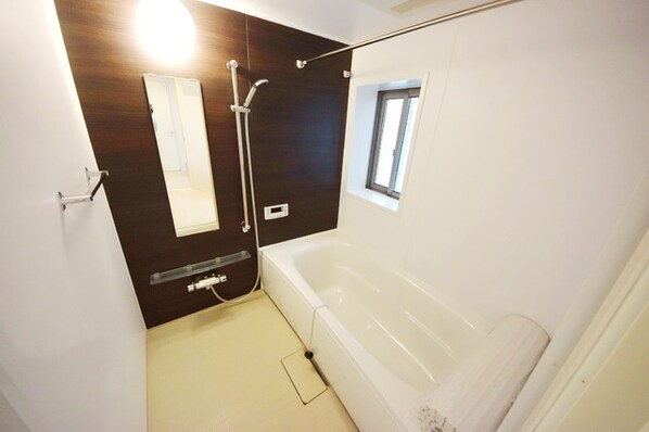 エルメゾン A棟の物件内観写真